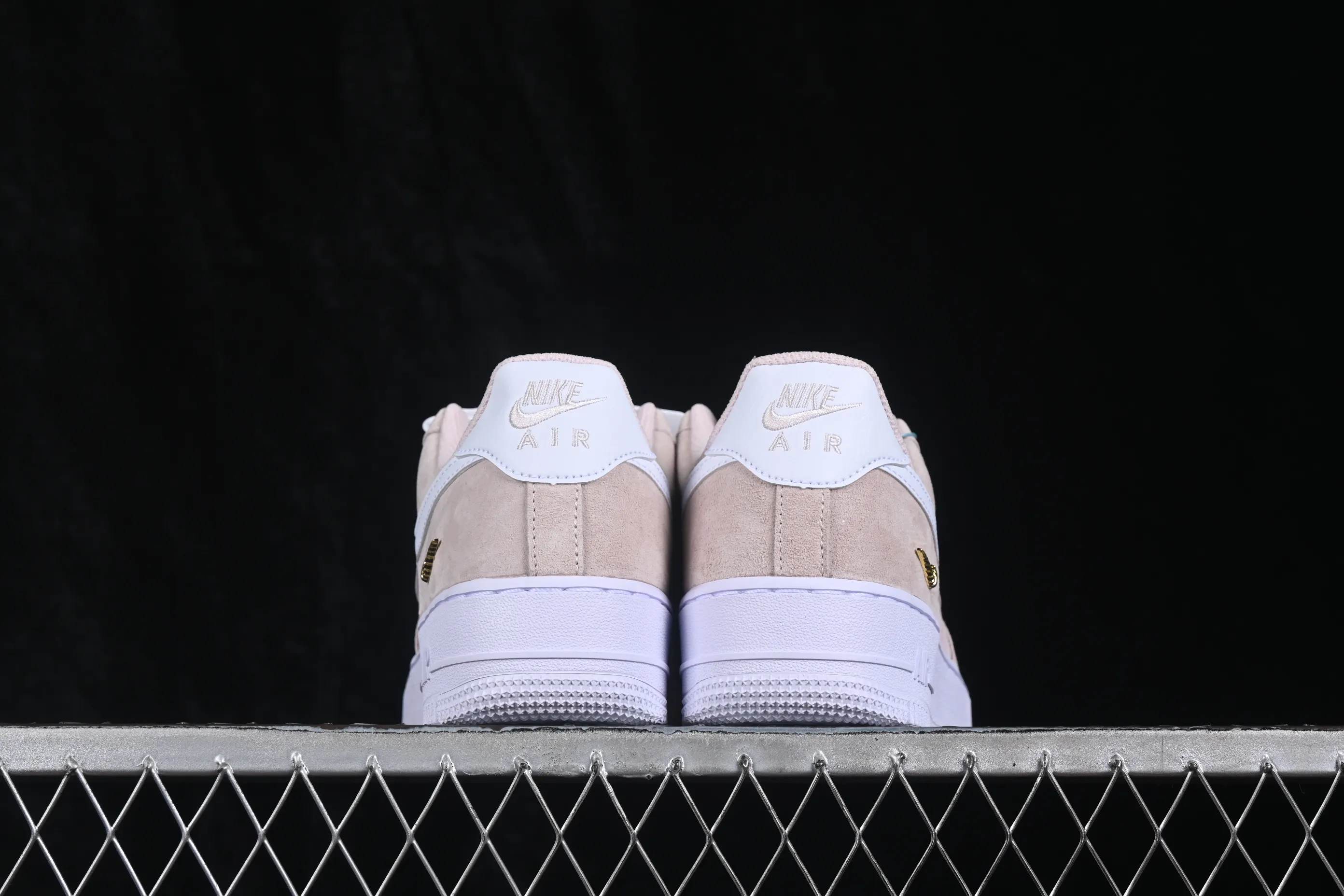 All categories Nk Air Force 1 Air Force series Nk Air Force 1 Low Air Force low-top Nike Air Force 1'07 Low Air Force 1 low-top casual sneakers IQ9964-600
